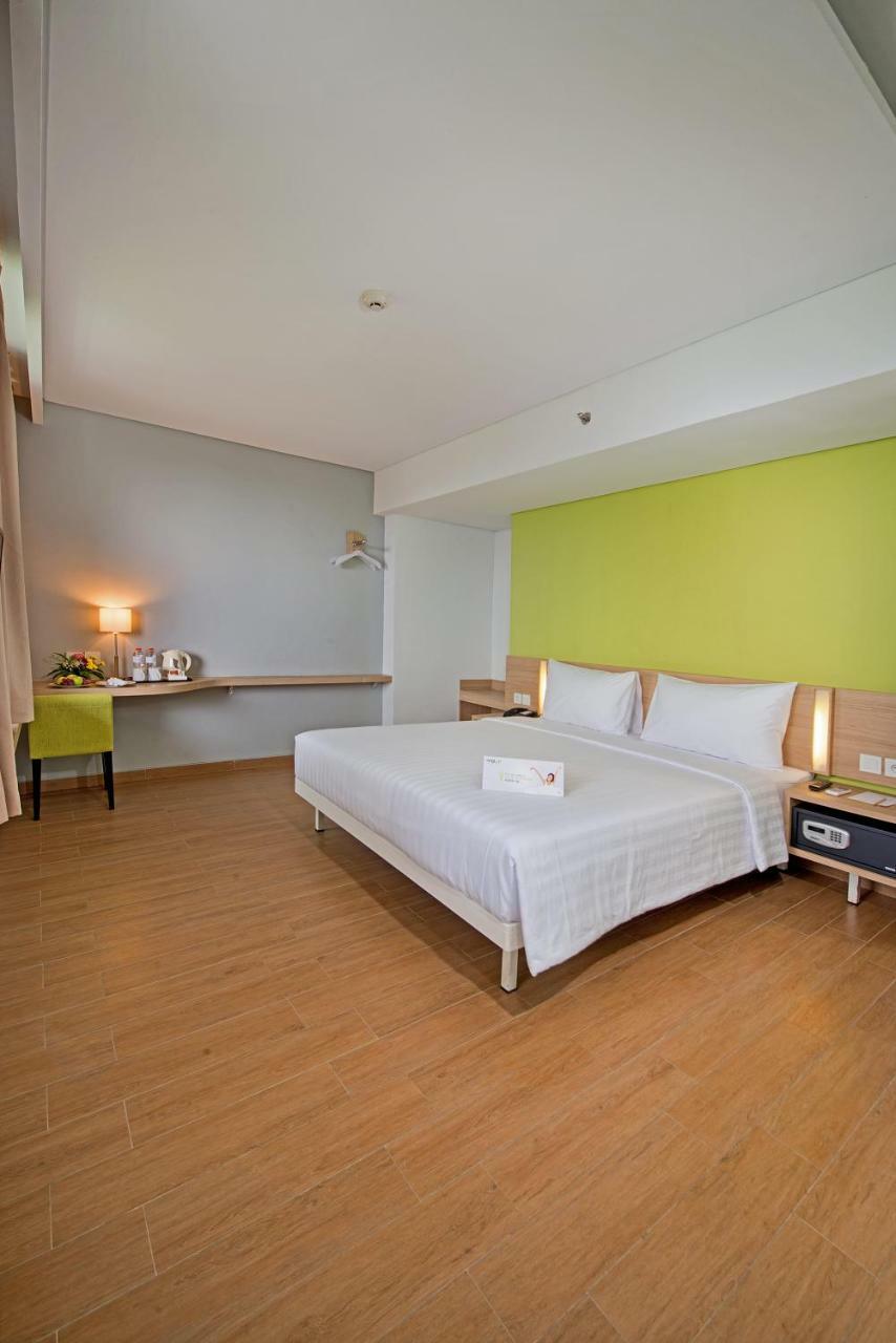 Whiz Prime Hotel Pajajaran Bogor Luaran gambar