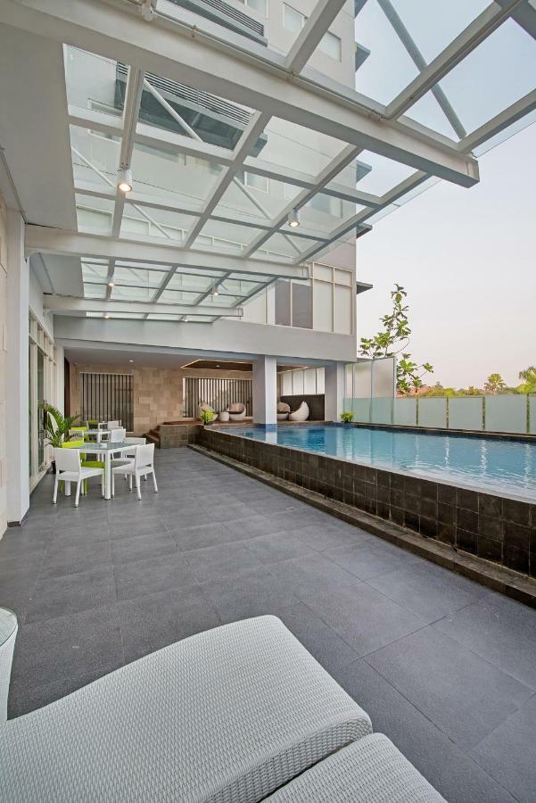 Whiz Prime Hotel Pajajaran Bogor Luaran gambar